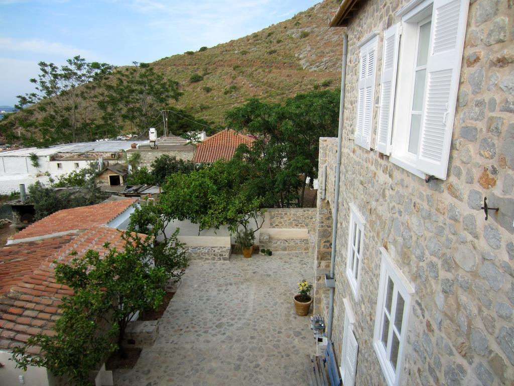 Kiki'S Houses Vlichos Hydra  Exteriér fotografie