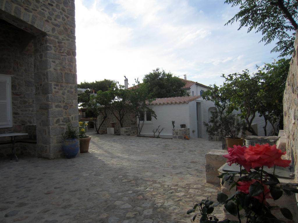 Kiki'S Houses Vlichos Hydra  Exteriér fotografie